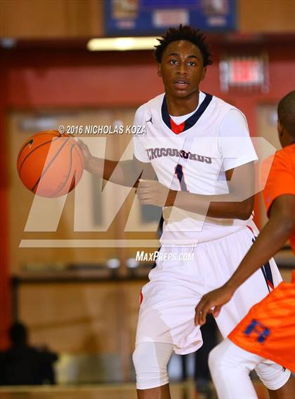 Thumbnail 3 in Crossroads vs. Roosevelt (Tarkanian Classic) photogallery.