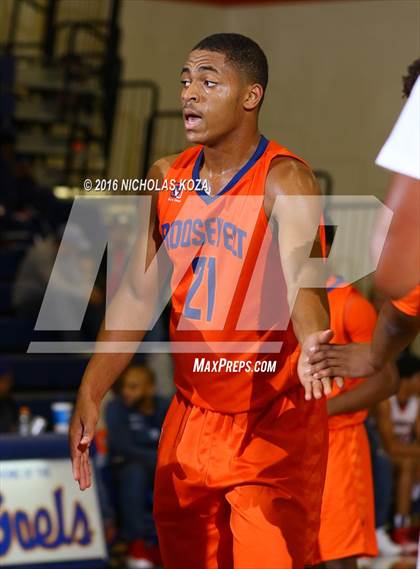 Thumbnail 3 in Crossroads vs. Roosevelt (Tarkanian Classic) photogallery.