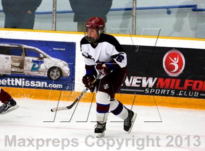 Thumbnail 2 in Farmington/Avon/Windsor vs Brookfield/Bethel/Danbury (CIAC Division II First Round) photogallery.