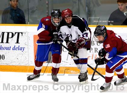 Thumbnail 2 in Farmington/Avon/Windsor vs Brookfield/Bethel/Danbury (CIAC Division II First Round) photogallery.