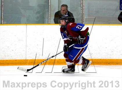 Thumbnail 1 in Farmington/Avon/Windsor vs Brookfield/Bethel/Danbury (CIAC Division II First Round) photogallery.