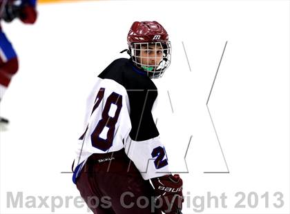 Thumbnail 1 in Farmington/Avon/Windsor vs Brookfield/Bethel/Danbury (CIAC Division II First Round) photogallery.