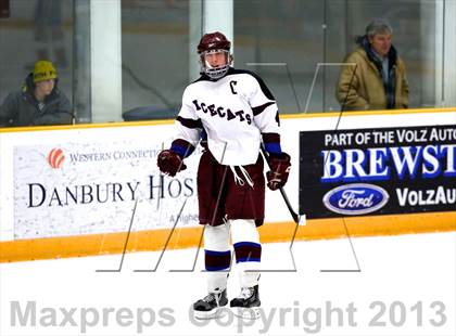 Thumbnail 3 in Farmington/Avon/Windsor vs Brookfield/Bethel/Danbury (CIAC Division II First Round) photogallery.