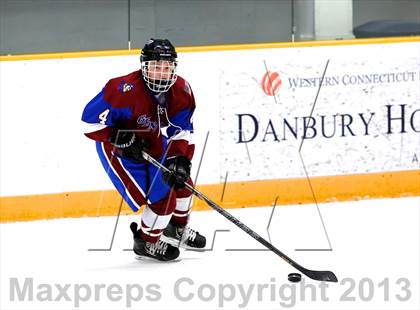 Thumbnail 3 in Farmington/Avon/Windsor vs Brookfield/Bethel/Danbury (CIAC Division II First Round) photogallery.