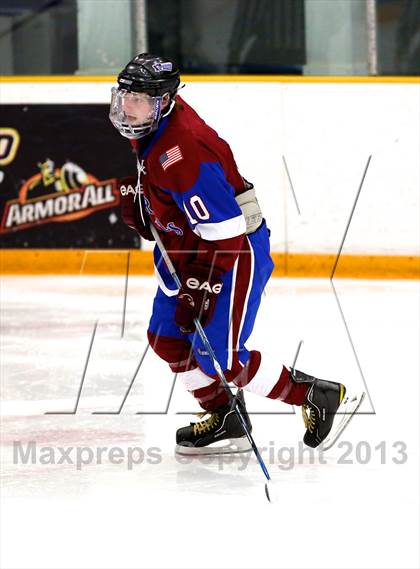 Thumbnail 3 in Farmington/Avon/Windsor vs Brookfield/Bethel/Danbury (CIAC Division II First Round) photogallery.