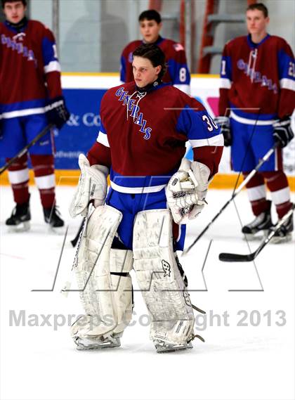 Thumbnail 1 in Farmington/Avon/Windsor vs Brookfield/Bethel/Danbury (CIAC Division II First Round) photogallery.