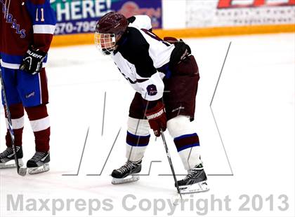 Thumbnail 1 in Farmington/Avon/Windsor vs Brookfield/Bethel/Danbury (CIAC Division II First Round) photogallery.