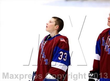 Thumbnail 2 in Farmington/Avon/Windsor vs Brookfield/Bethel/Danbury (CIAC Division II First Round) photogallery.