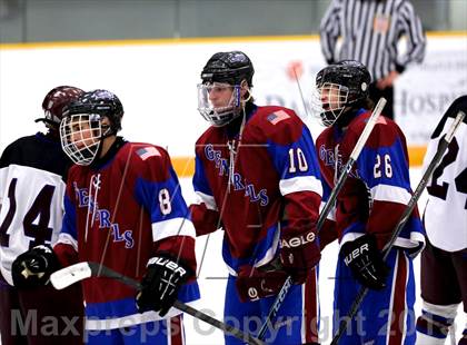 Thumbnail 1 in Farmington/Avon/Windsor vs Brookfield/Bethel/Danbury (CIAC Division II First Round) photogallery.