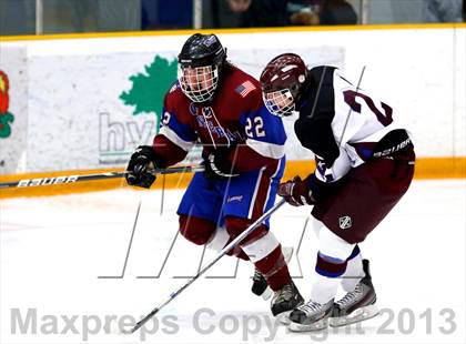 Thumbnail 3 in Farmington/Avon/Windsor vs Brookfield/Bethel/Danbury (CIAC Division II First Round) photogallery.