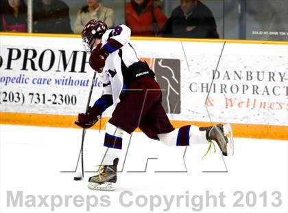 Thumbnail 2 in Farmington/Avon/Windsor vs Brookfield/Bethel/Danbury (CIAC Division II First Round) photogallery.