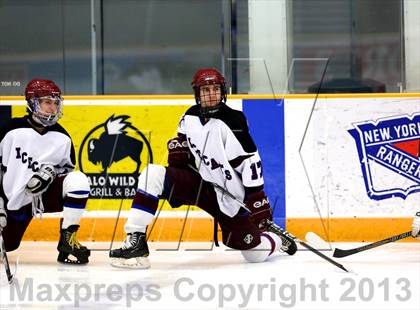 Thumbnail 1 in Farmington/Avon/Windsor vs Brookfield/Bethel/Danbury (CIAC Division II First Round) photogallery.