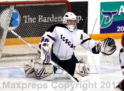 Thumbnail 3 in Farmington/Avon/Windsor vs Brookfield/Bethel/Danbury (CIAC Division II First Round) photogallery.