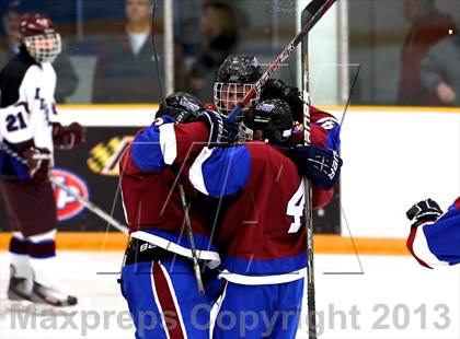 Thumbnail 1 in Farmington/Avon/Windsor vs Brookfield/Bethel/Danbury (CIAC Division II First Round) photogallery.