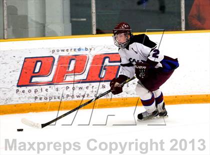 Thumbnail 3 in Farmington/Avon/Windsor vs Brookfield/Bethel/Danbury (CIAC Division II First Round) photogallery.