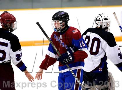 Thumbnail 2 in Farmington/Avon/Windsor vs Brookfield/Bethel/Danbury (CIAC Division II First Round) photogallery.