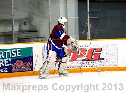 Thumbnail 1 in Farmington/Avon/Windsor vs Brookfield/Bethel/Danbury (CIAC Division II First Round) photogallery.