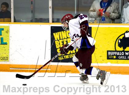 Thumbnail 2 in Farmington/Avon/Windsor vs Brookfield/Bethel/Danbury (CIAC Division II First Round) photogallery.