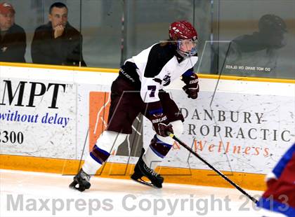 Thumbnail 2 in Farmington/Avon/Windsor vs Brookfield/Bethel/Danbury (CIAC Division II First Round) photogallery.