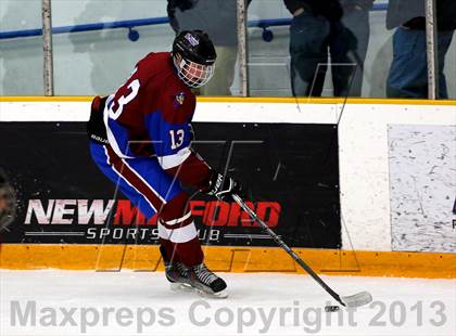 Thumbnail 3 in Farmington/Avon/Windsor vs Brookfield/Bethel/Danbury (CIAC Division II First Round) photogallery.