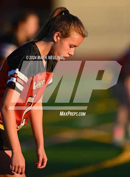 Thumbnail 2 in Burlingame vs. Woodside photogallery.