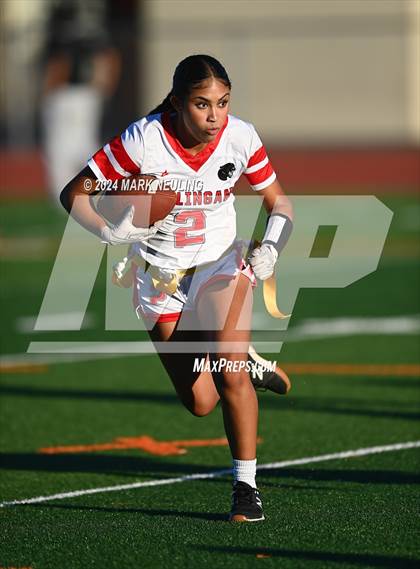 Thumbnail 3 in Burlingame vs. Woodside photogallery.