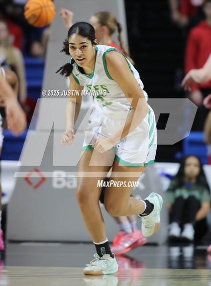Thumbnail 3 in Greene County Tech vs. Farmington (AAA 5A State Final) photogallery.