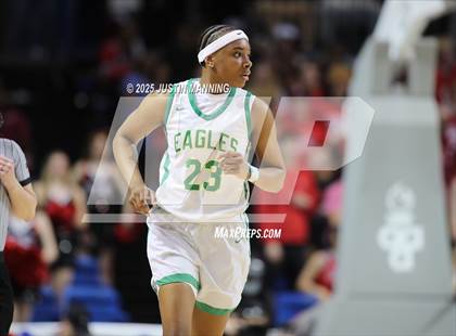 Thumbnail 3 in Greene County Tech vs. Farmington (AAA 5A State Final) photogallery.