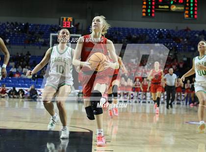 Thumbnail 1 in Greene County Tech vs. Farmington (AAA 5A State Final) photogallery.