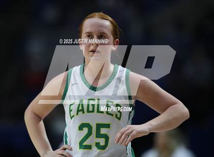 Thumbnail 1 in Greene County Tech vs. Farmington (AAA 5A State Final) photogallery.