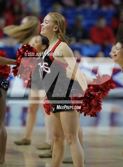 Thumbnail 1 in Greene County Tech vs. Farmington (AAA 5A State Final) photogallery.