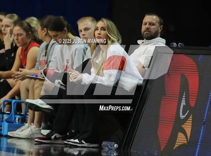 Thumbnail 1 in Greene County Tech vs. Farmington (AAA 5A State Final) photogallery.