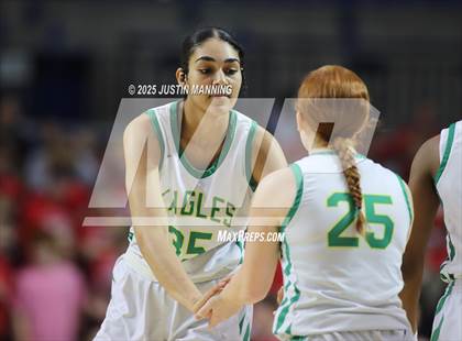 Thumbnail 3 in Greene County Tech vs. Farmington (AAA 5A State Final) photogallery.