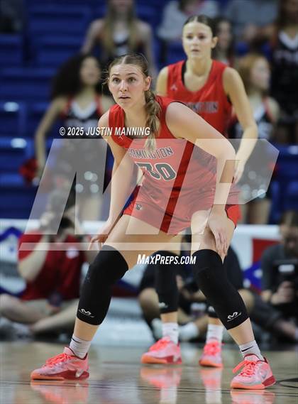 Thumbnail 1 in Greene County Tech vs. Farmington (AAA 5A State Final) photogallery.