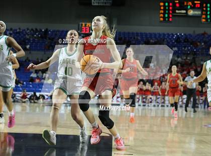 Thumbnail 2 in Greene County Tech vs. Farmington (AAA 5A State Final) photogallery.