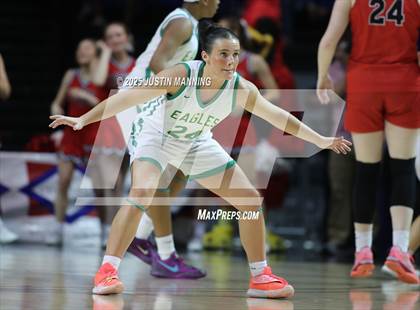 Thumbnail 1 in Greene County Tech vs. Farmington (AAA 5A State Final) photogallery.