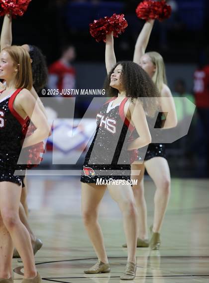 Thumbnail 2 in Greene County Tech vs. Farmington (AAA 5A State Final) photogallery.
