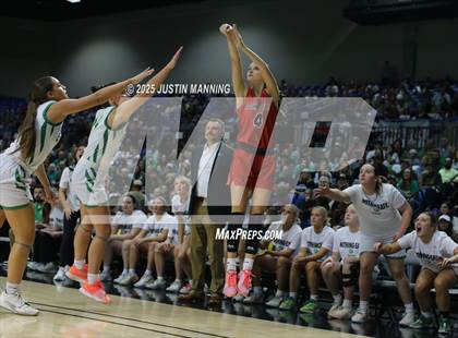 Thumbnail 2 in Greene County Tech vs. Farmington (AAA 5A State Final) photogallery.