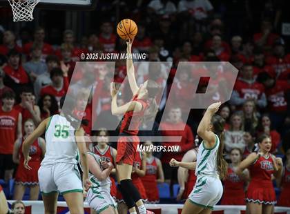Thumbnail 3 in Greene County Tech vs. Farmington (AAA 5A State Final) photogallery.