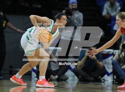 Thumbnail 3 in Greene County Tech vs. Farmington (AAA 5A State Final) photogallery.