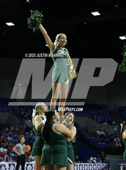 Thumbnail 2 in Greene County Tech vs. Farmington (AAA 5A State Final) photogallery.