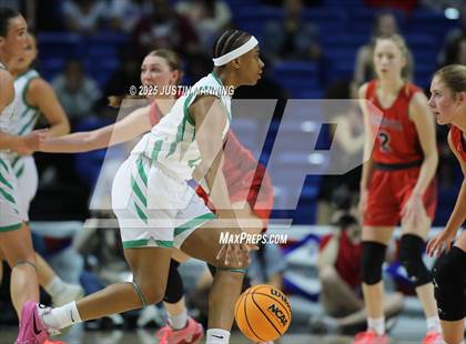 Thumbnail 3 in Greene County Tech vs. Farmington (AAA 5A State Final) photogallery.