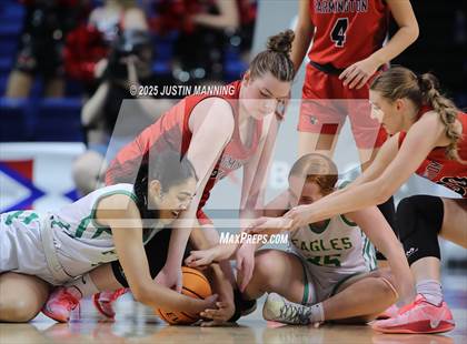 Thumbnail 3 in Greene County Tech vs. Farmington (AAA 5A State Final) photogallery.