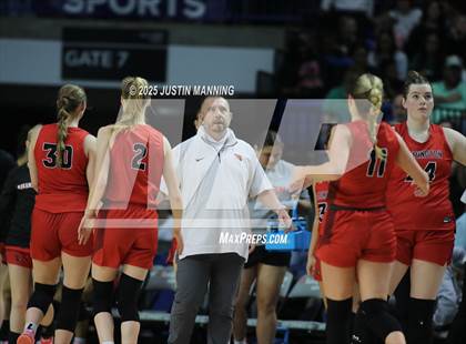 Thumbnail 1 in Greene County Tech vs. Farmington (AAA 5A State Final) photogallery.