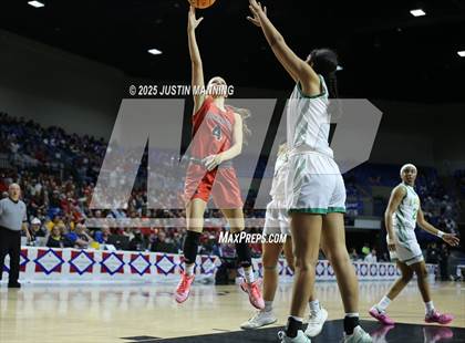 Thumbnail 3 in Greene County Tech vs. Farmington (AAA 5A State Final) photogallery.