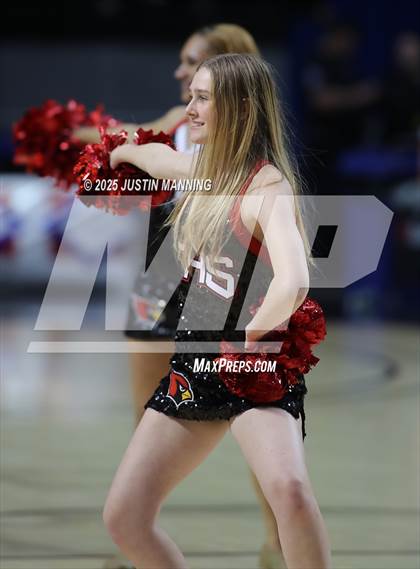 Thumbnail 3 in Greene County Tech vs. Farmington (AAA 5A State Final) photogallery.