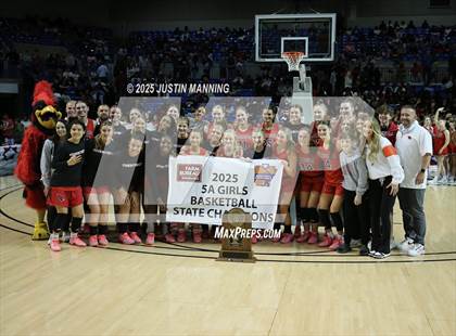 Thumbnail 1 in Greene County Tech vs. Farmington (AAA 5A State Final) photogallery.