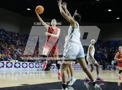 Thumbnail 2 in Greene County Tech vs. Farmington (AAA 5A State Final) photogallery.