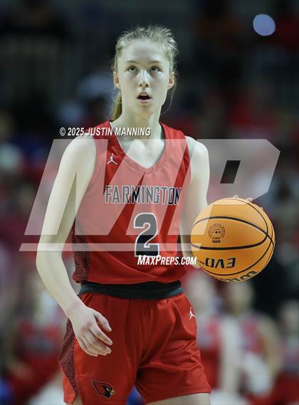 Thumbnail 3 in Greene County Tech vs. Farmington (AAA 5A State Final) photogallery.