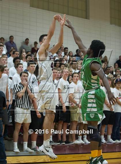 Thumbnail 3 in Mountain Ridge vs St. Mary's (AIA D1 Round 2 Playoff) photogallery.